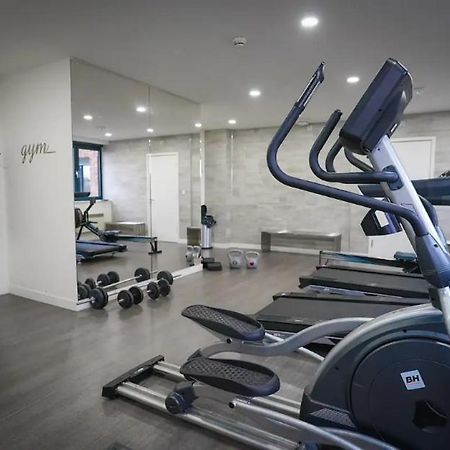 Modern Suite- Bedford City Centre With Free Gym & Parking Extérieur photo